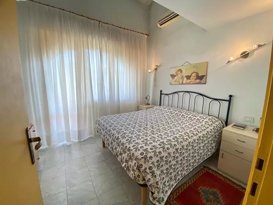 Immagine 24 di Villetta a schiera in vendita  a Massa