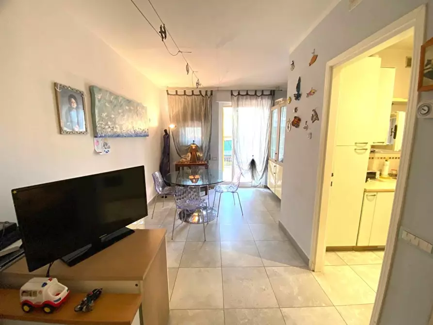 Immagine 21 di Villetta a schiera in vendita  a Massa