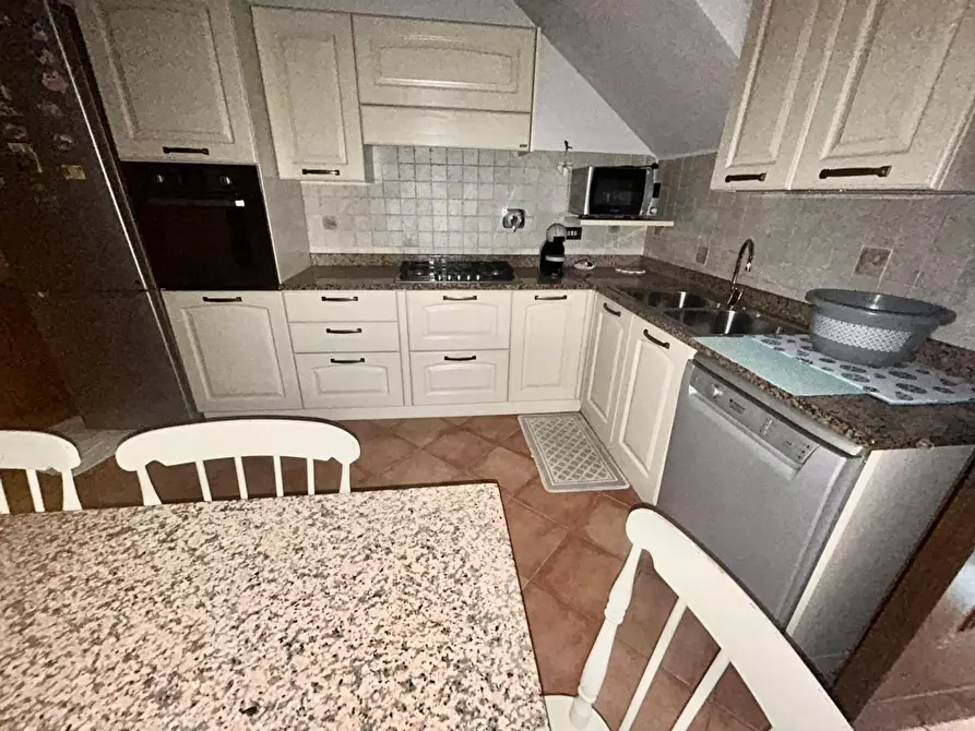 Immagine 2 di Terratetto in vendita  a Carrara