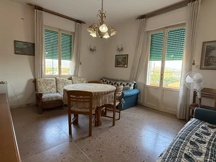 Immagine 5 di Mansarda in vendita  a Viareggio