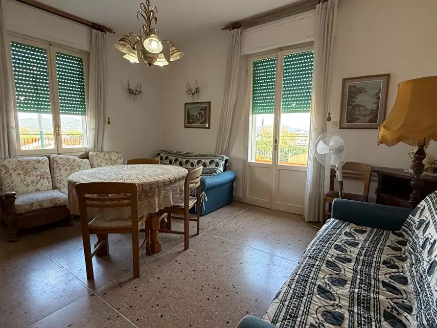 Immagine 7 di Mansarda in vendita  a Viareggio