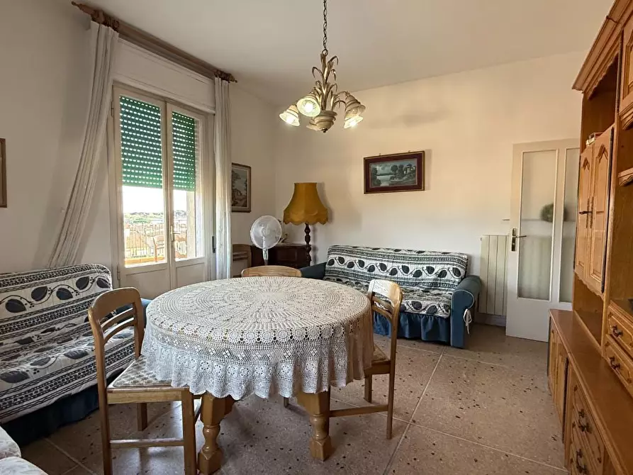 Immagine 8 di Mansarda in vendita  a Viareggio