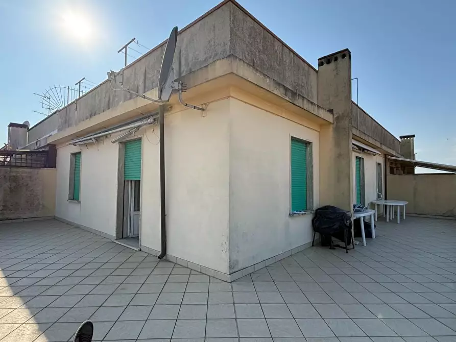 Immagine 13 di Mansarda in vendita  a Viareggio