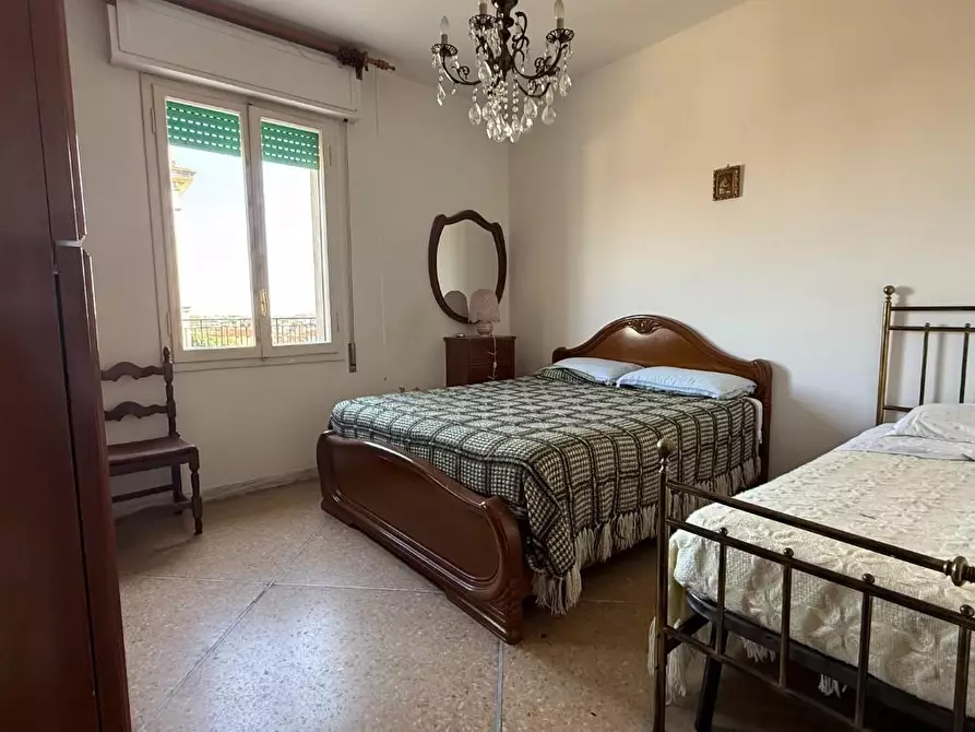 Immagine 24 di Mansarda in vendita  a Viareggio