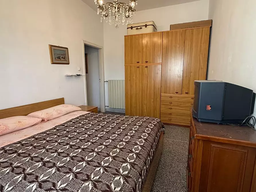 Immagine 29 di Mansarda in vendita  a Viareggio