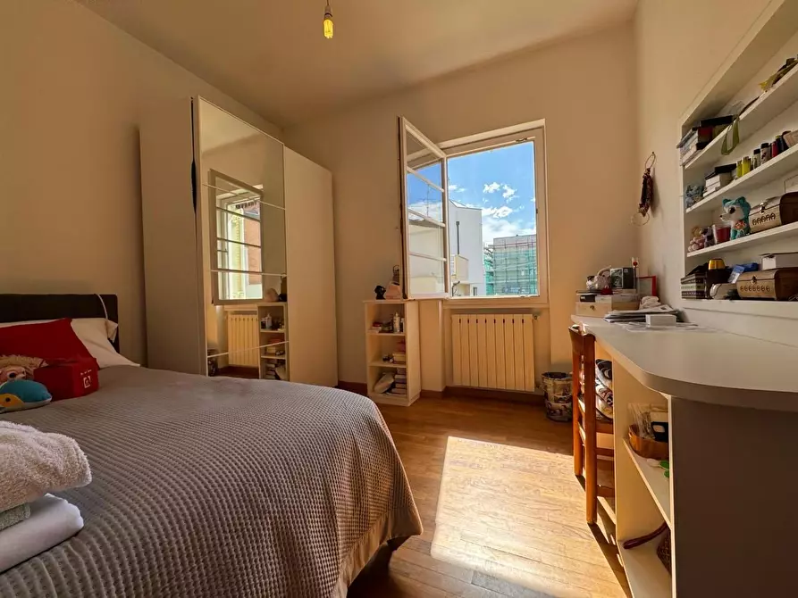 Immagine 28 di Porzione di casa in vendita  a Viareggio