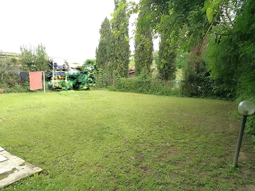 Immagine 26 di Terratetto in vendita  a Lucca