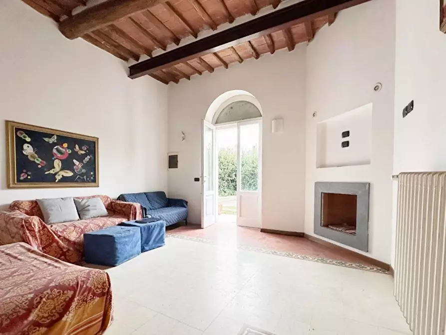 Immagine 2 di Terratetto in vendita  a Lucca