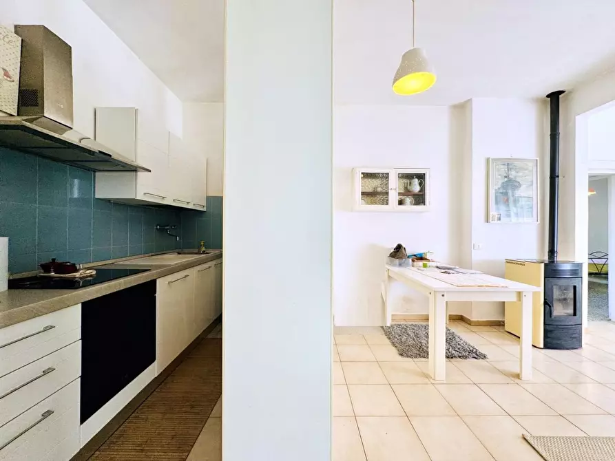 Immagine 5 di Casa indipendente in affitto  a Pietrasanta