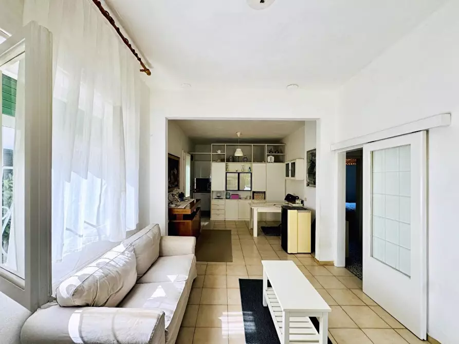 Immagine 3 di Casa indipendente in affitto  a Pietrasanta