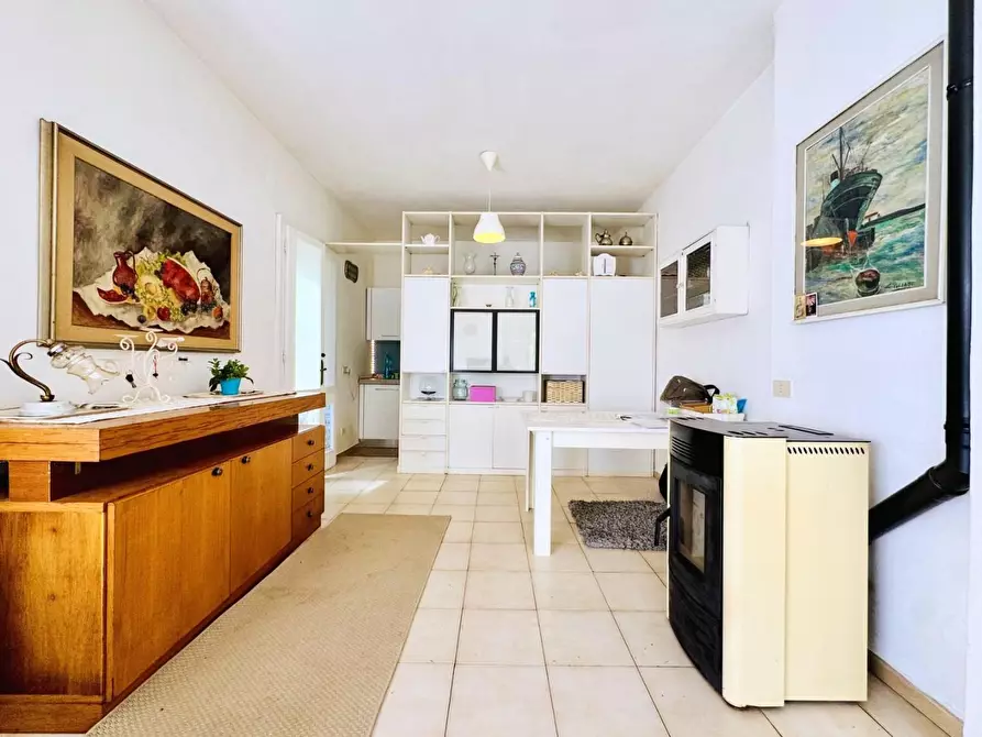 Immagine 4 di Casa indipendente in affitto  a Pietrasanta