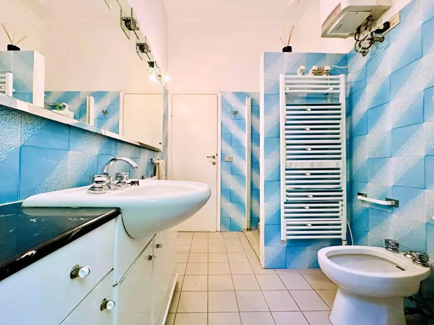 Immagine 21 di Casa indipendente in affitto  a Pietrasanta