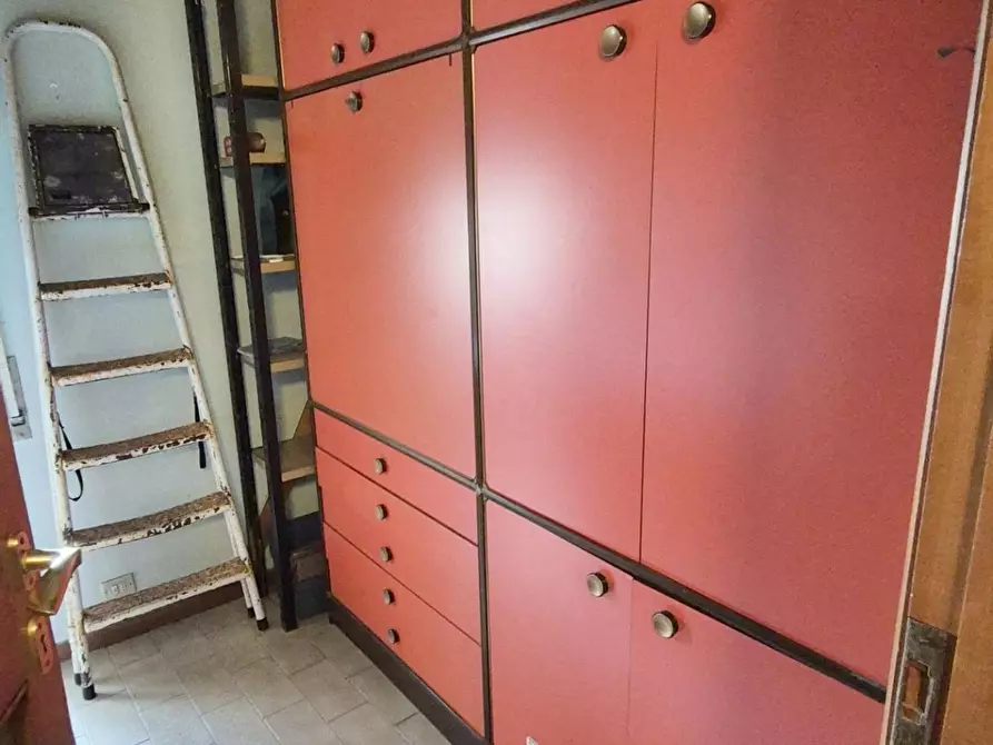 Immagine 54 di Appartamento in vendita  a Viareggio