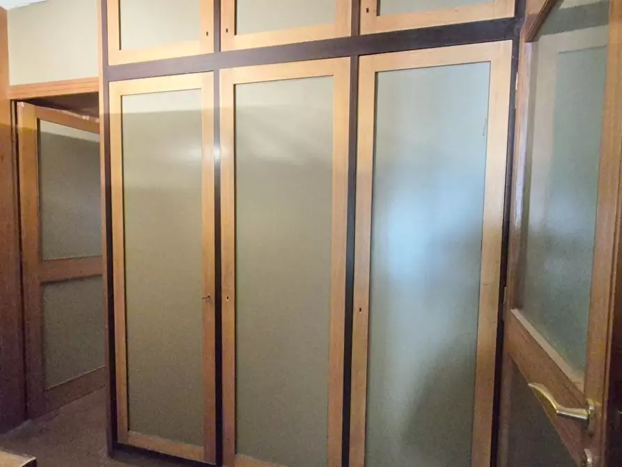 Immagine 59 di Appartamento in vendita  a Viareggio