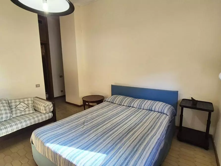 Immagine 77 di Appartamento in vendita  a Viareggio