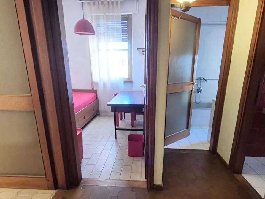 Immagine 91 di Appartamento in vendita  a Viareggio