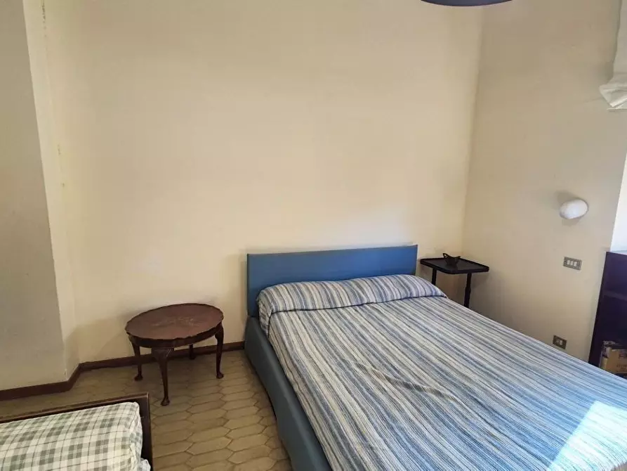 Immagine 81 di Appartamento in vendita  a Viareggio