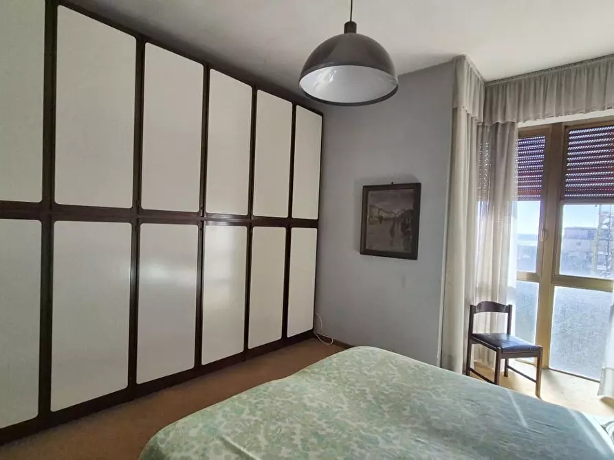 Immagine 64 di Appartamento in vendita  a Viareggio