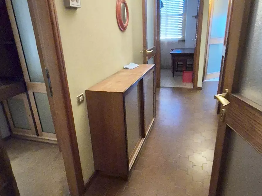 Immagine 72 di Appartamento in vendita  a Viareggio