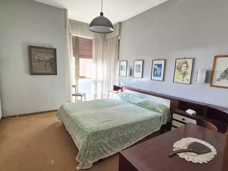 Immagine 62 di Appartamento in vendita  a Viareggio