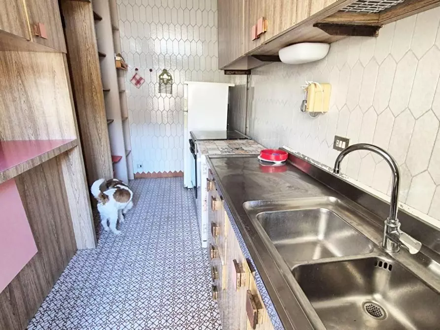 Immagine 32 di Appartamento in vendita  a Viareggio