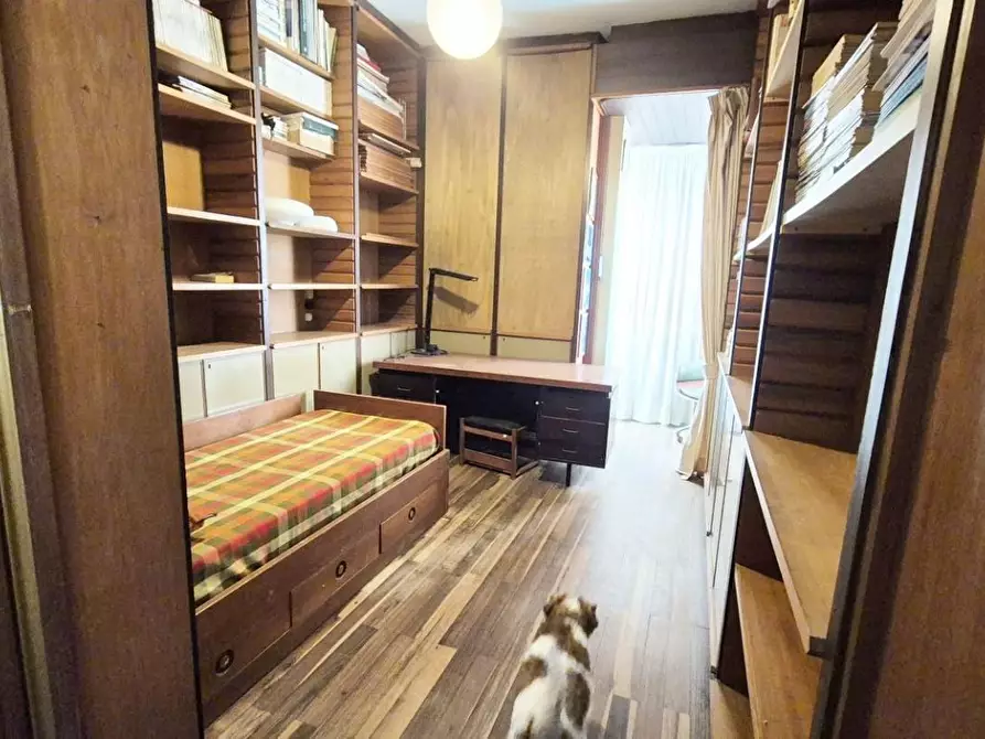 Immagine 41 di Appartamento in vendita  a Viareggio