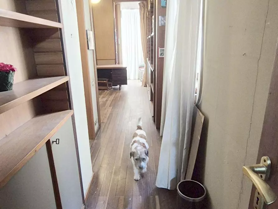 Immagine 40 di Appartamento in vendita  a Viareggio