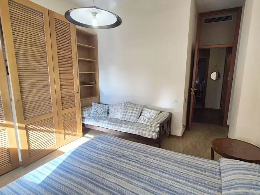 Immagine 79 di Appartamento in vendita  a Viareggio