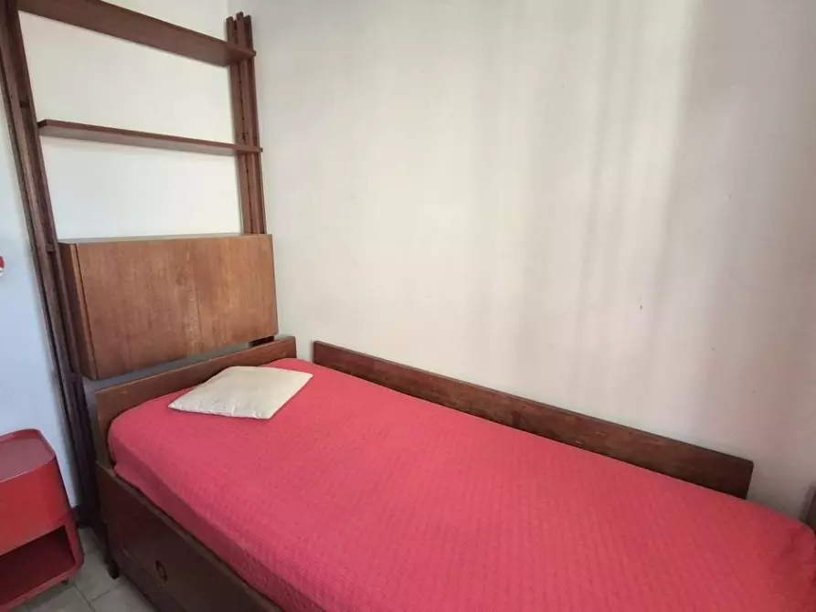 Immagine 95 di Appartamento in vendita  a Viareggio