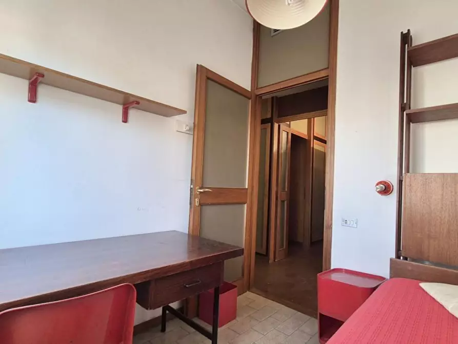 Immagine 96 di Appartamento in vendita  a Viareggio