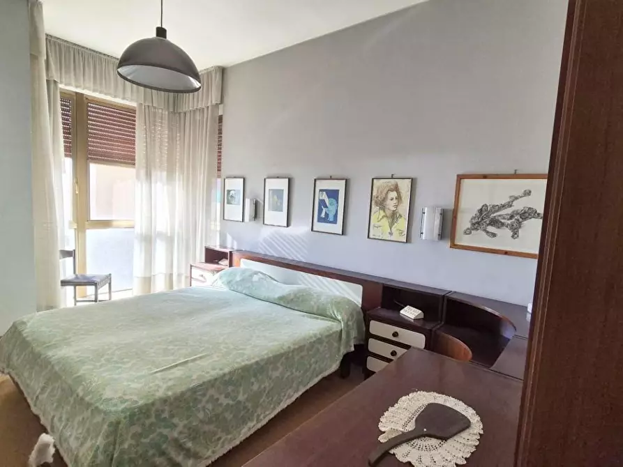 Immagine 61 di Appartamento in vendita  a Viareggio