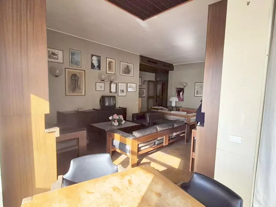 Immagine 10 di Appartamento in vendita  a Viareggio