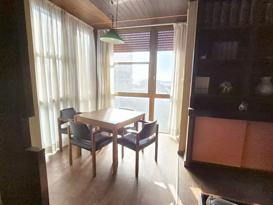 Immagine 8 di Appartamento in vendita  a Viareggio