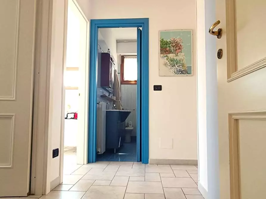 Immagine 13 di Appartamento in vendita  a Massa