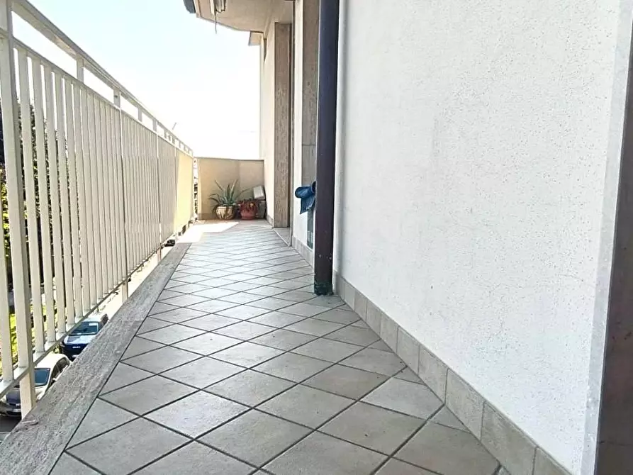 Immagine 12 di Appartamento in vendita  a Massa