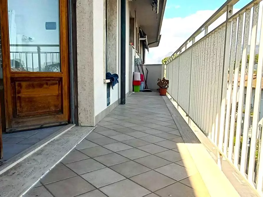 Immagine 6 di Appartamento in vendita  a Massa