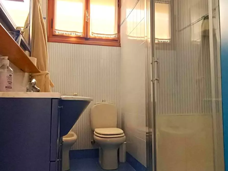 Immagine 24 di Appartamento in vendita  a Massa