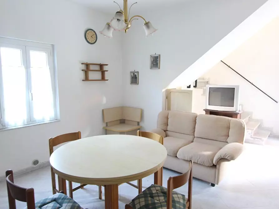 Immagine 9 di Casa indipendente in vendita  a La Spezia