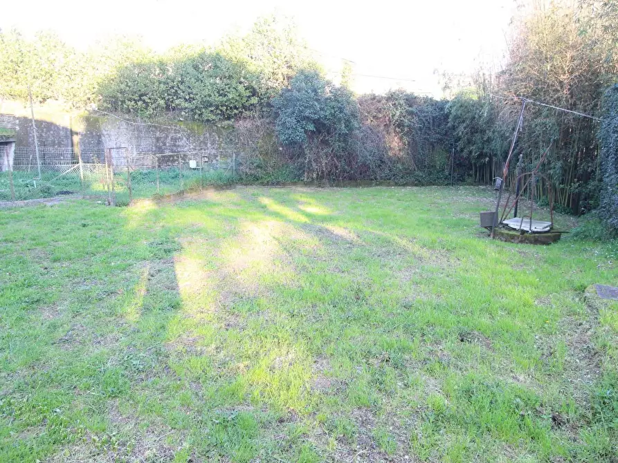 Immagine 6 di Casa indipendente in vendita  a La Spezia