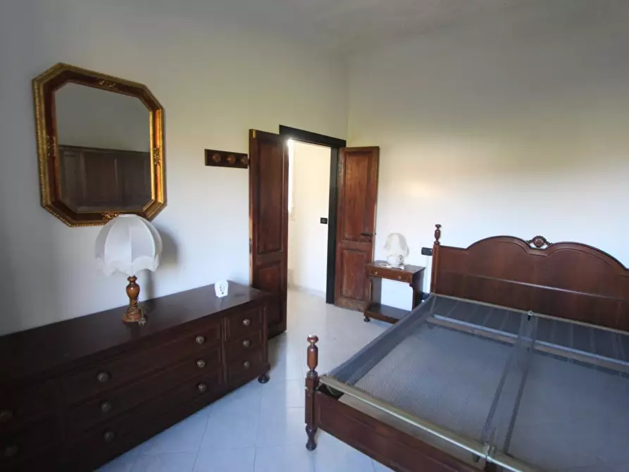 Immagine 11 di Casa indipendente in vendita  a La Spezia