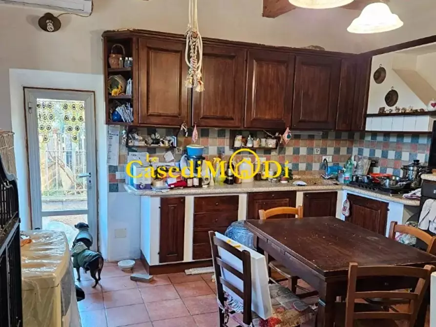 Immagine 2 di Rustico / casale in vendita  a Collesalvetti