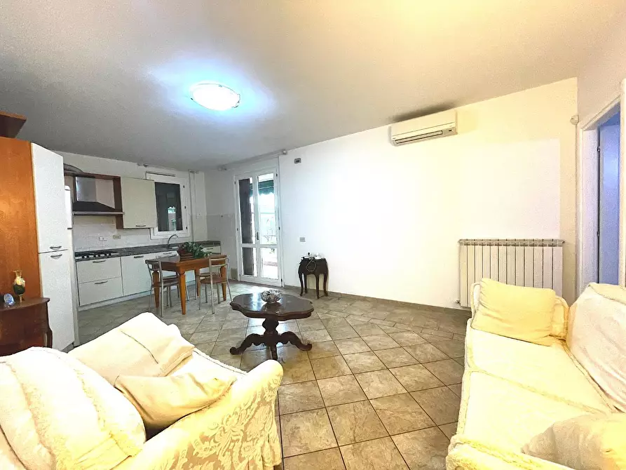 Immagine 4 di Appartamento in vendita  a Empoli