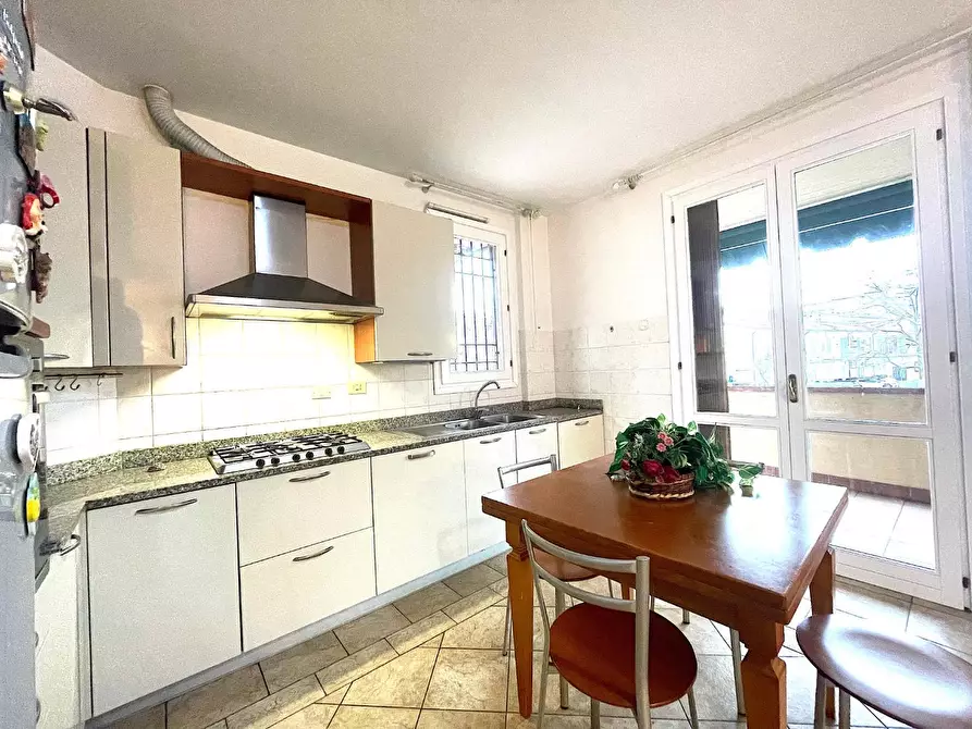 Immagine 11 di Appartamento in vendita  a Empoli