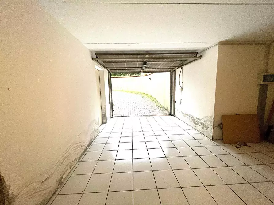 Immagine 24 di Appartamento in vendita  a Empoli