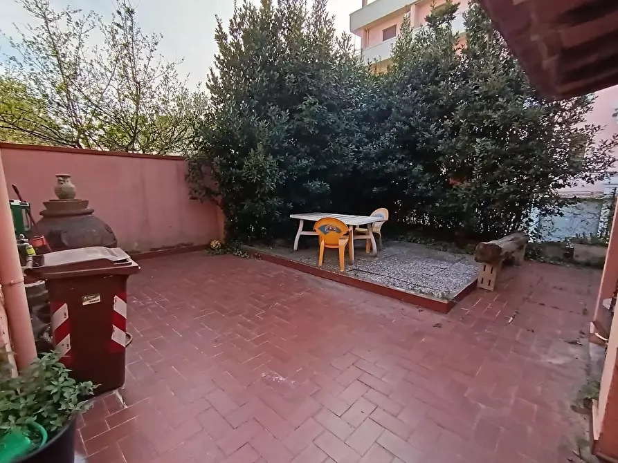 Immagine 18 di Villetta a schiera in vendita  a Vinci