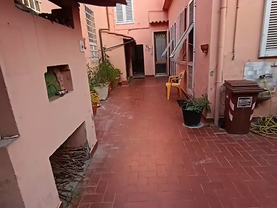 Immagine 17 di Villetta a schiera in vendita  a Vinci