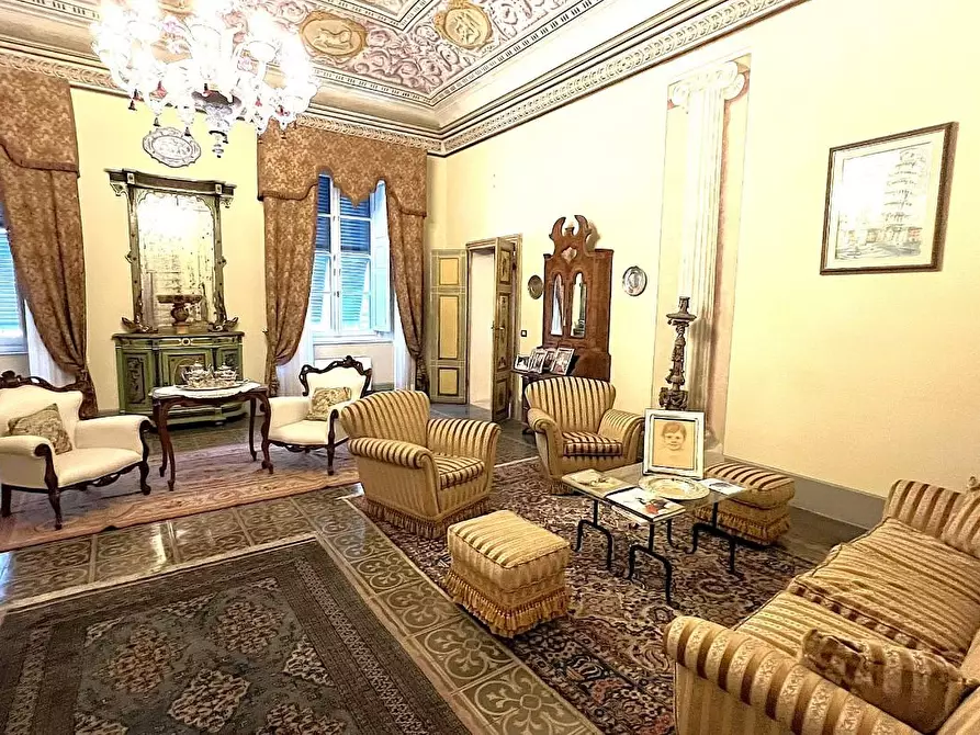 Immagine 2 di Appartamento in vendita  a Pisa