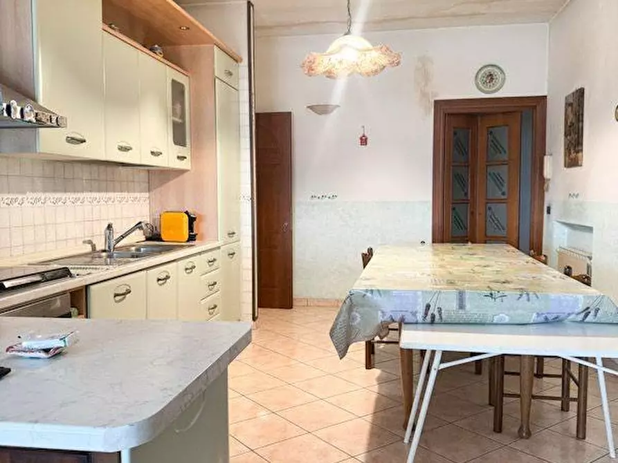 Immagine 8 di Casa indipendente in vendita  a Terricciola