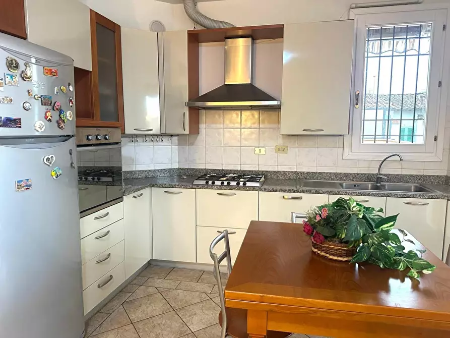 Immagine 3 di Appartamento in vendita  a Empoli