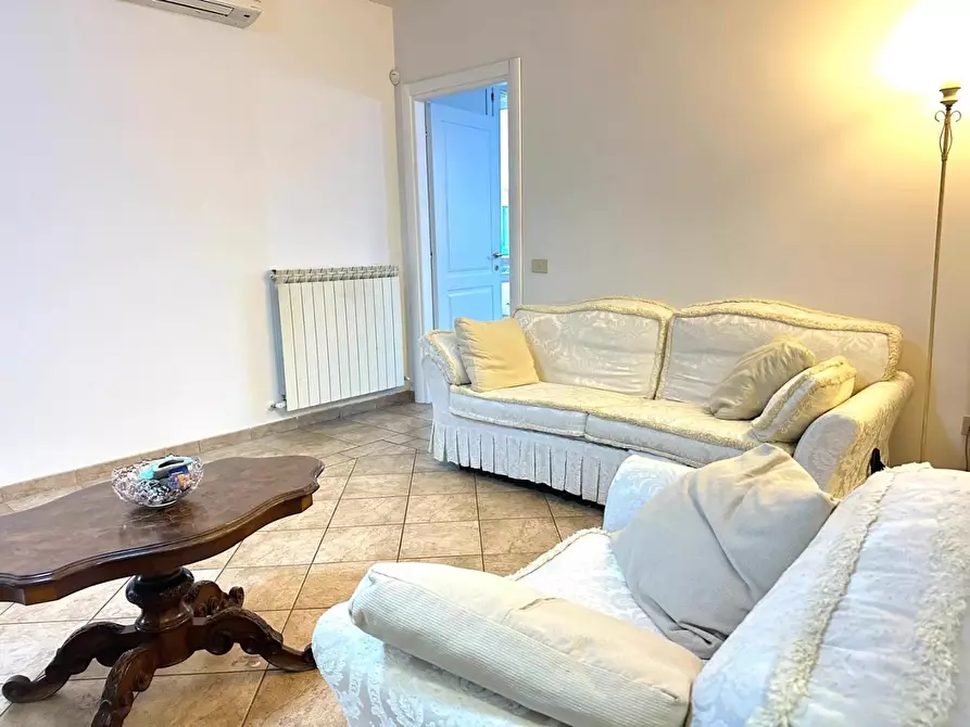 Immagine 2 di Appartamento in vendita  a Empoli